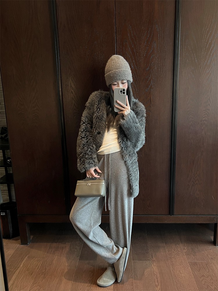 100% Wool Women's Winter Drawstring Straight-Leg Knit Pants - Image 4