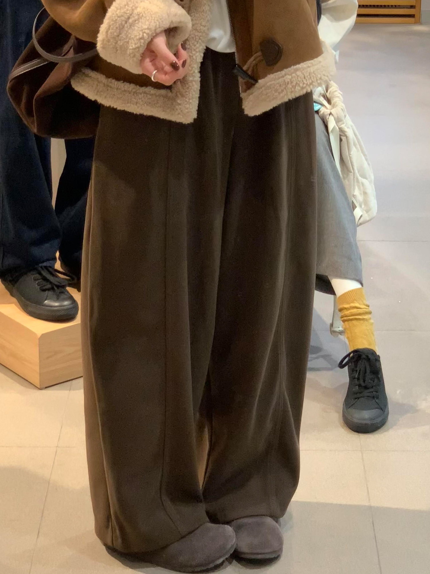 Women's Relaxed Wide-Leg Straight Pants Winter Casual - Image 2